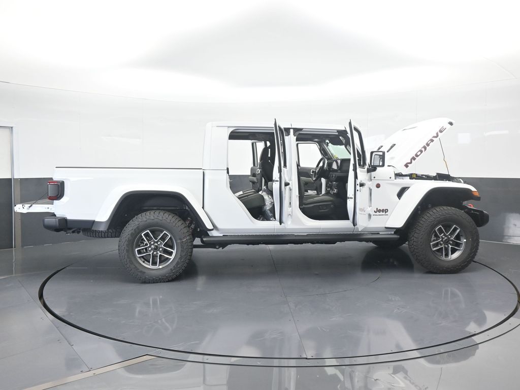 New 2026 Bright White Clearcoat Jeep Mojave image 70