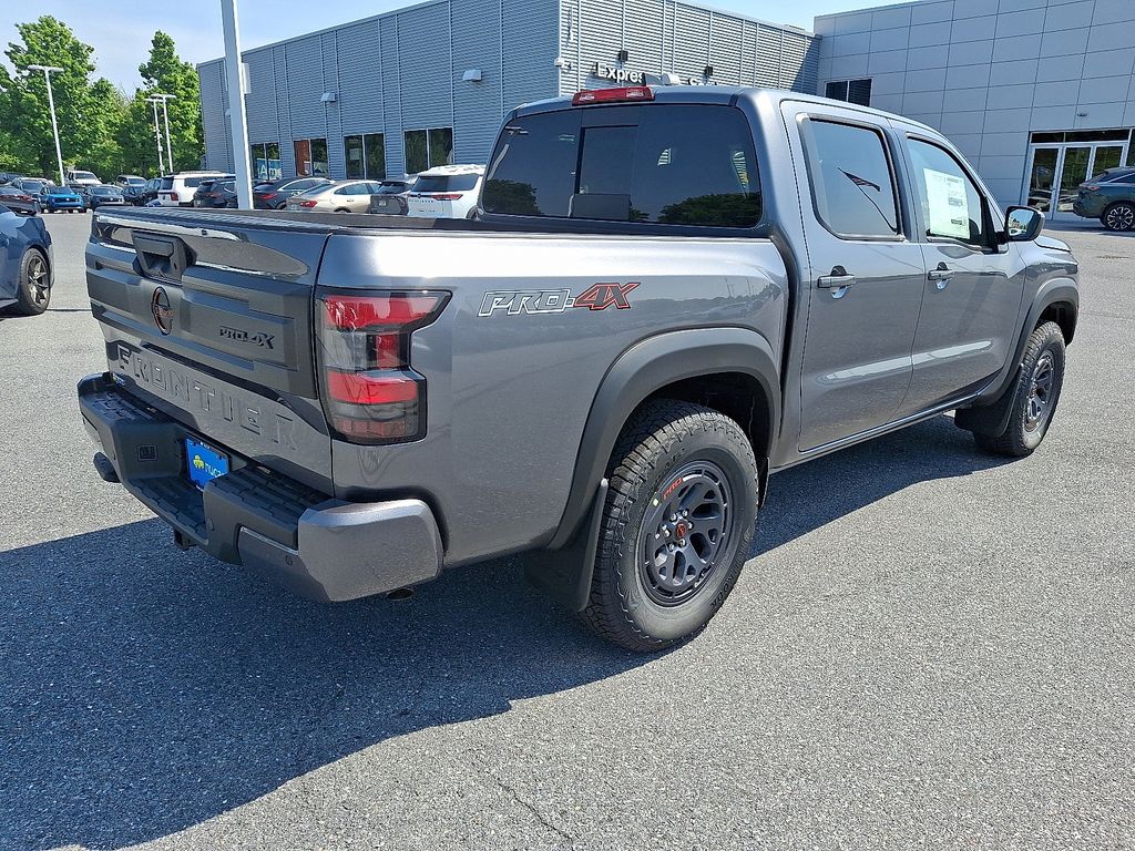 2026 Nissan Frontier — photo 4