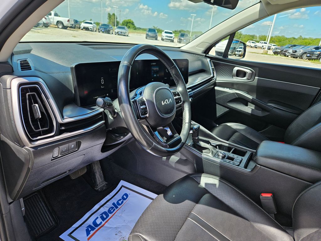Used 2024 Kia Sorento SUV