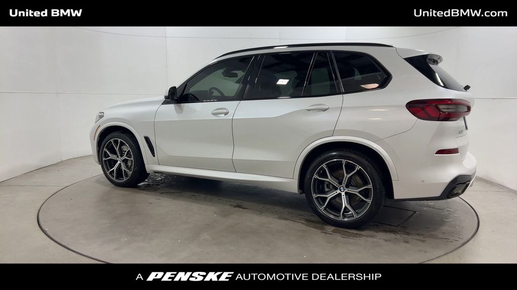 Thumbnail: 2023 BMW X5 - 6