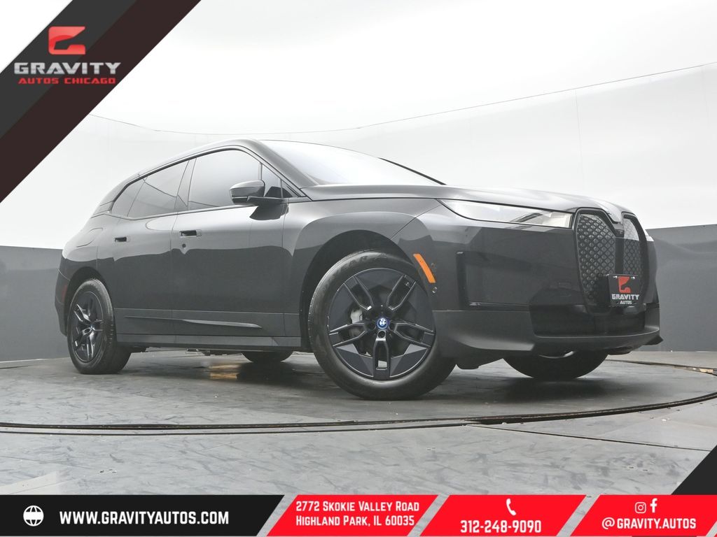 2024 BMW iX xDrive50's photo