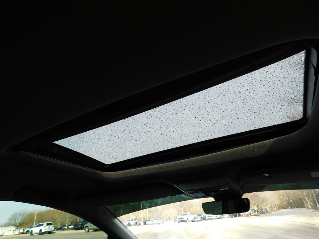 Thumbnail: 2023 Honda Odyssey - 6