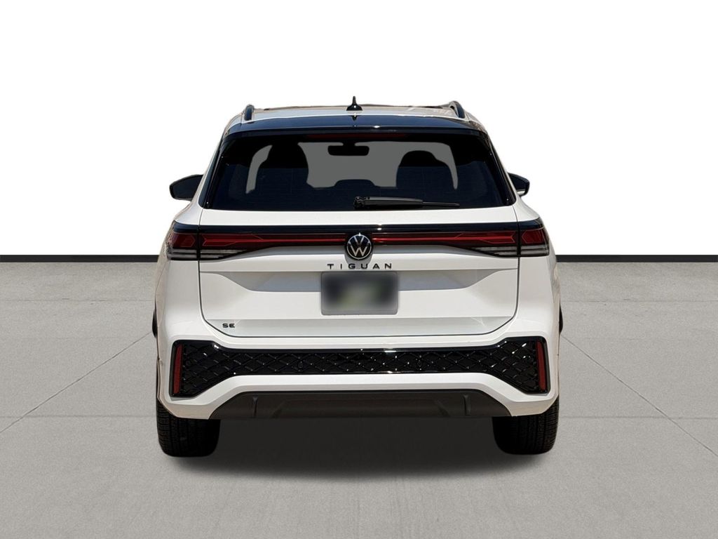 2025 Volkswagen Tiguan 2.0T SE R-Line Black - 5