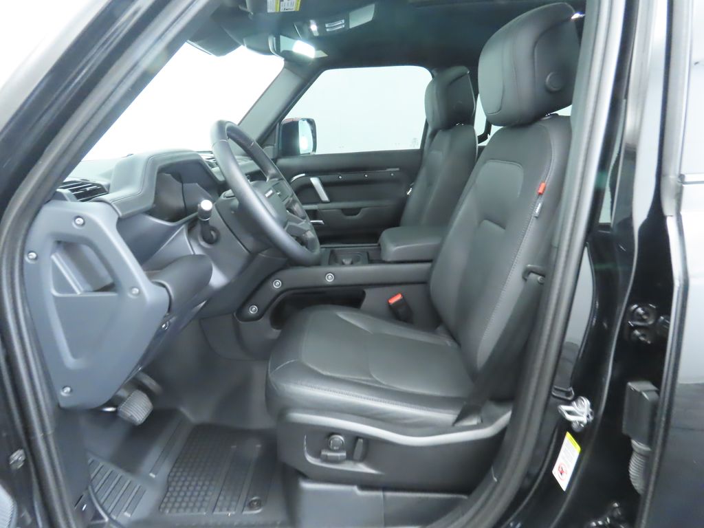 Thumbnail: 2023 Land Rover Defender - 20