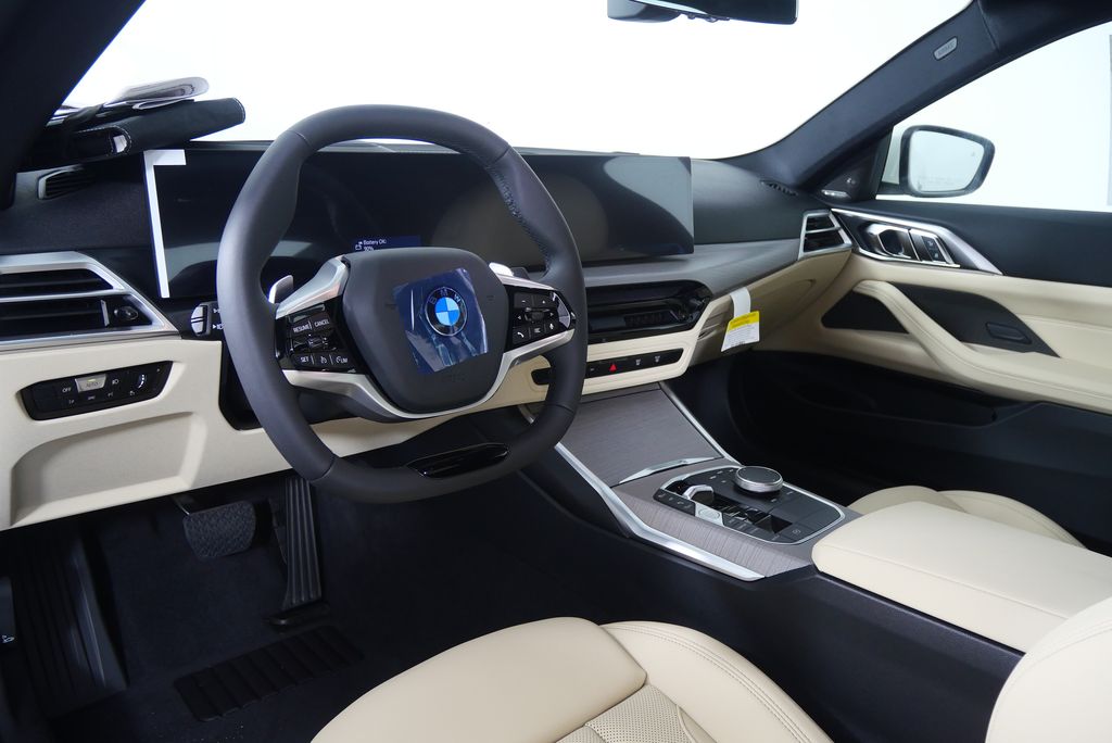 Thumbnail: 2026 BMW 4 Series - 14