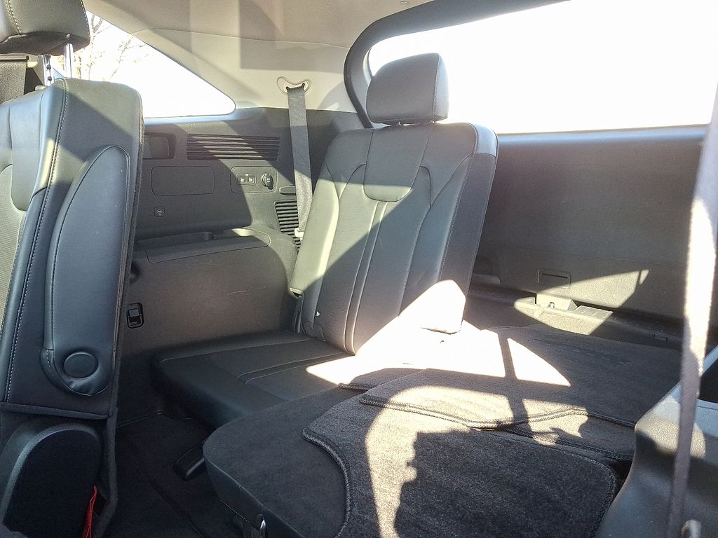 Thumbnail: 2024 Kia Sorento - 12