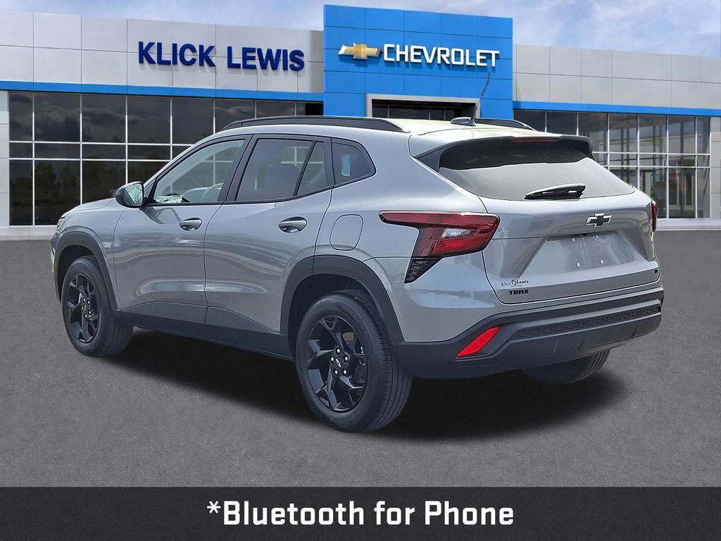 2026 Chevrolet Trax LT Gray at Klick Lewis Buick Chevrolet