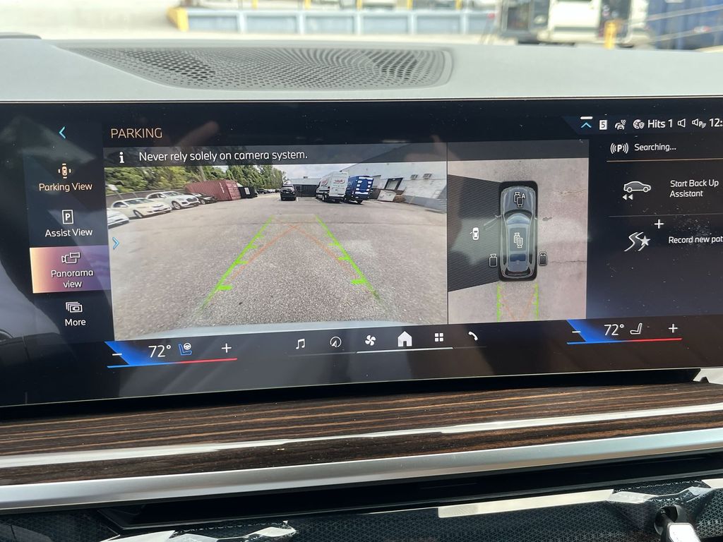Thumbnail: 2026 BMW X7 - 17