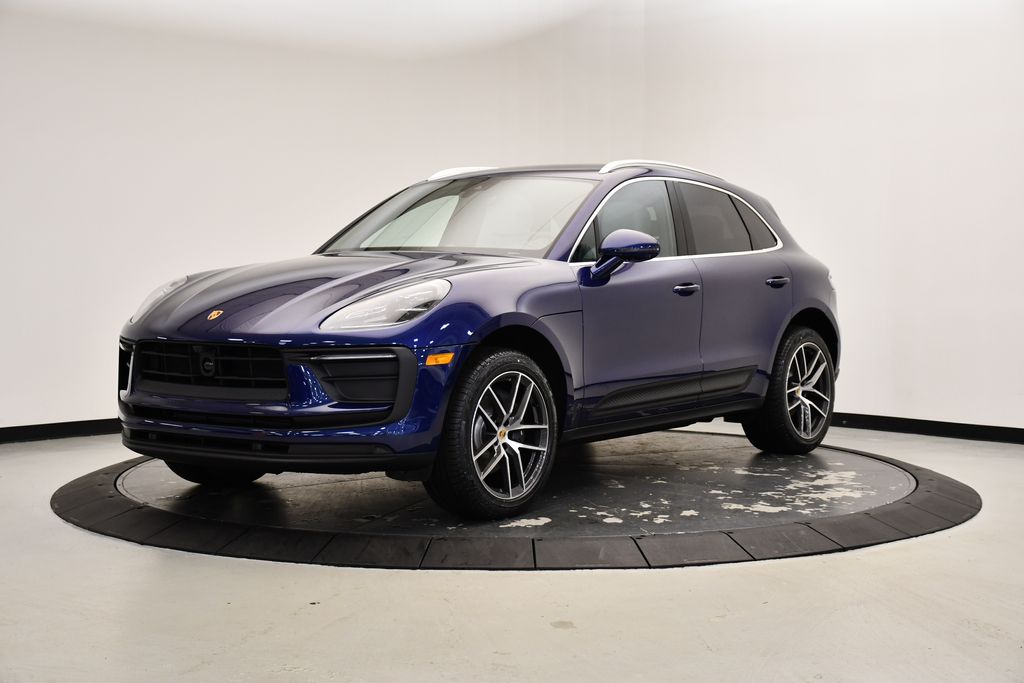 Thumbnail: 2025 Porsche Macan - 1