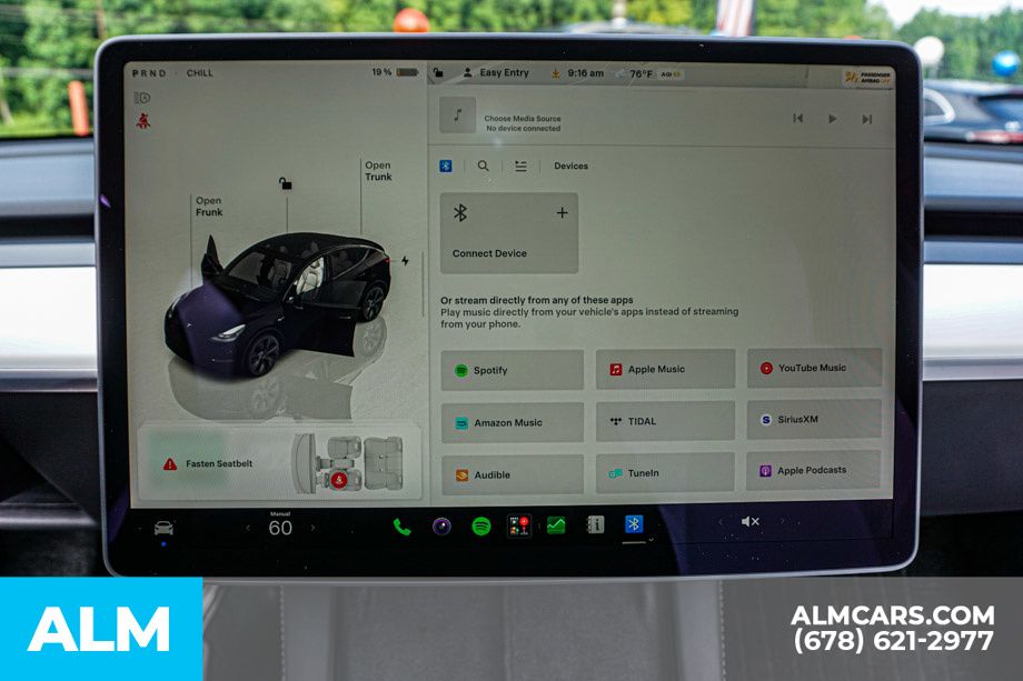 2025 Tesla Model Y Long Range - Photo 38