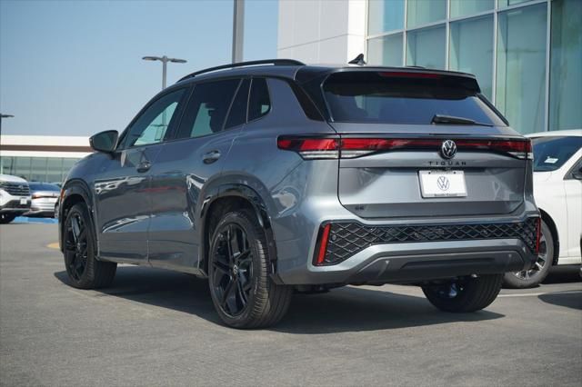 Thumbnail: 2026 Volkswagen Tiguan - 3