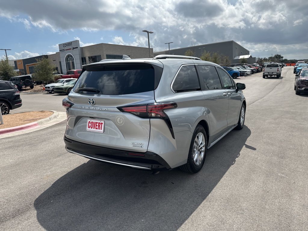Used Car 2021 Toyota Sienna  For Sale Under $35,000 In Austin, Texas