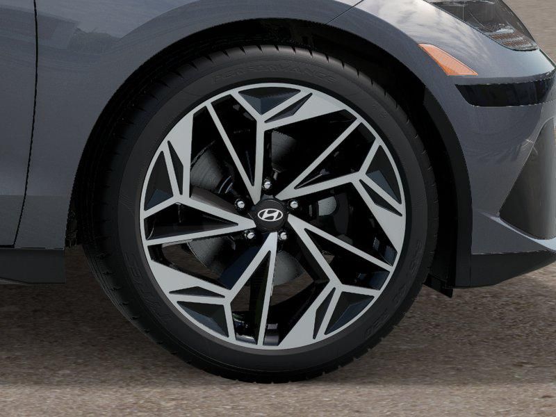 2025 Hyundai Ioniq 6 SEL 8
