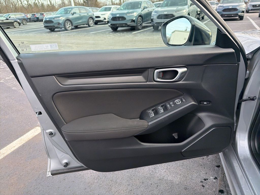 Thumbnail: 2024 Honda Civic - 18