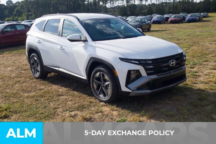 Used 2026 White Hyundai SEL image 3