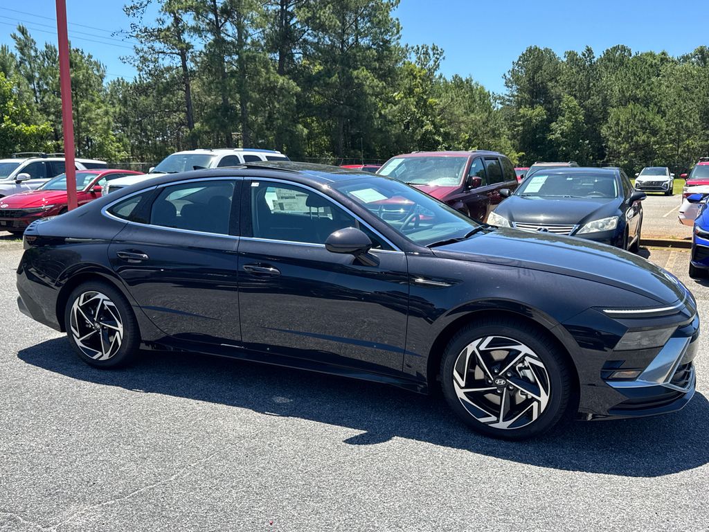 2025 Hyundai Sonata SEL Convenience photo 3