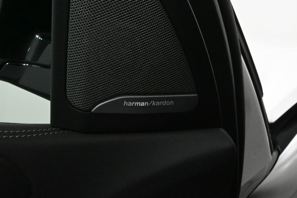 Thumbnail: 2026 BMW X5 - 30