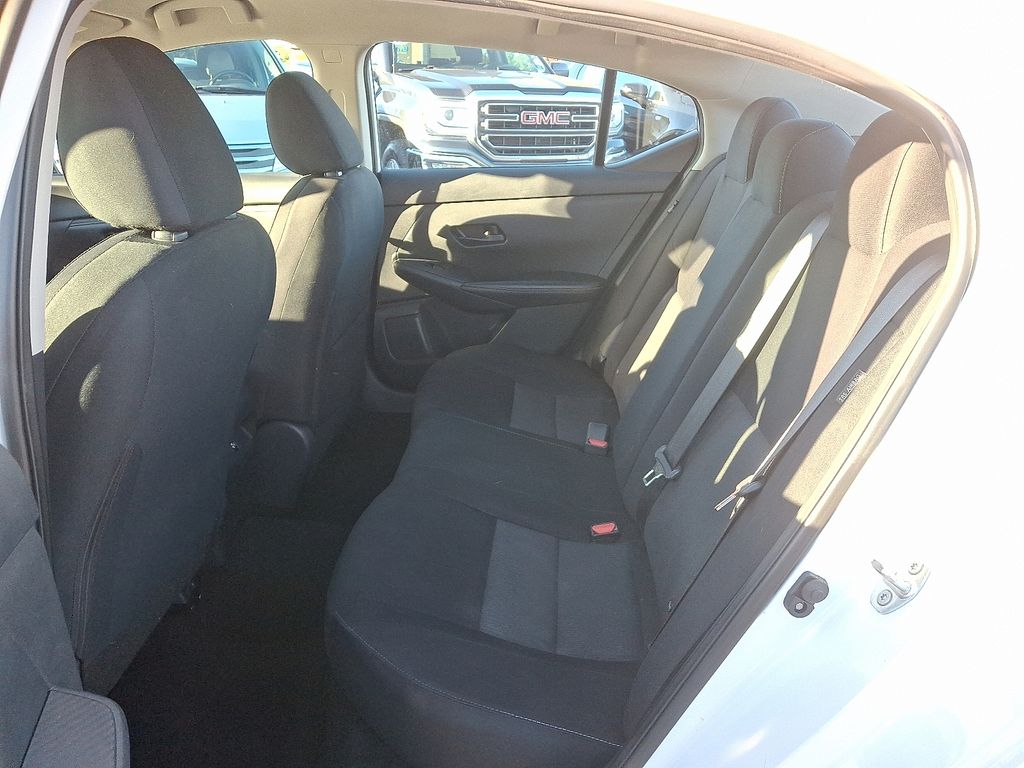 Thumbnail: 2024 Nissan Sentra - 10