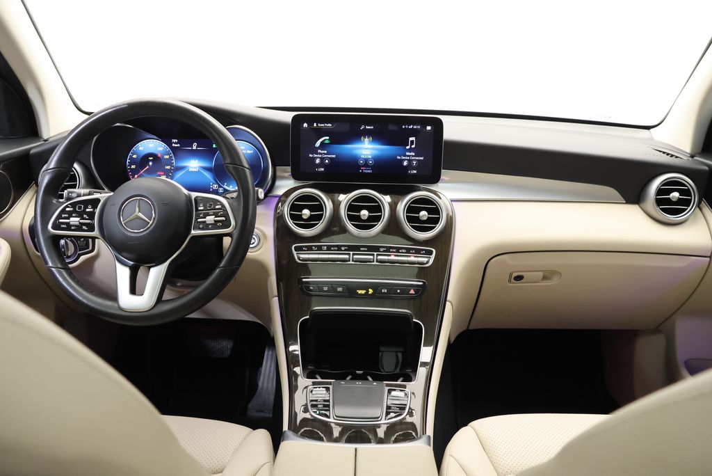 Thumbnail: 2022 Mercedes-Benz GLC - 16