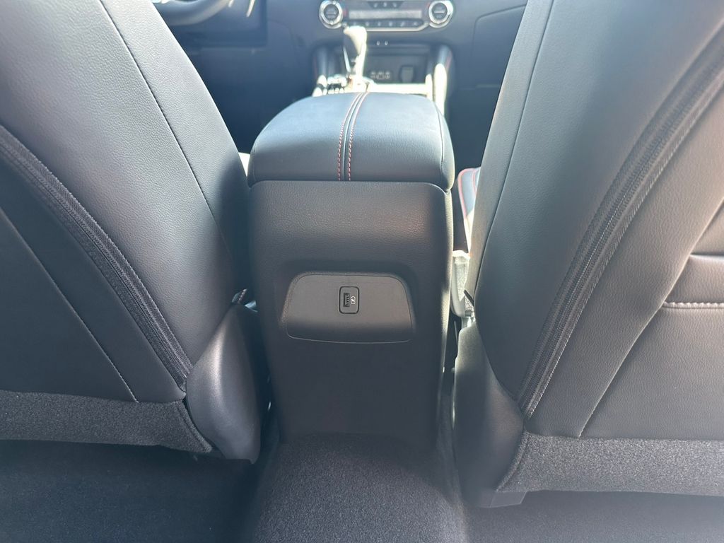 Sentra SR