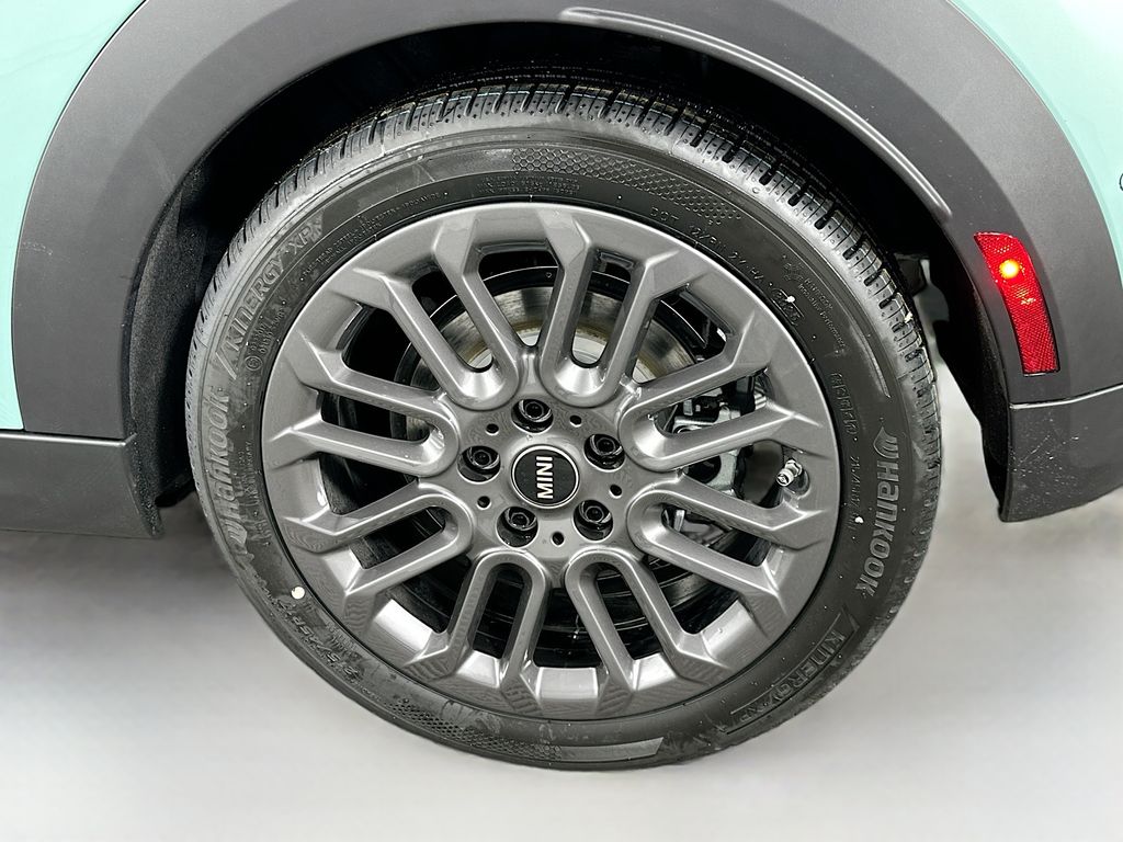 Thumbnail: 2026 MINI Cooper - 22