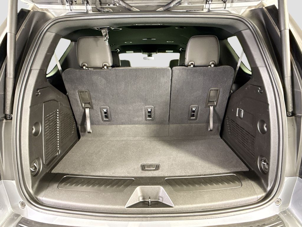 Thumbnail: 2021 Chevrolet Tahoe - 26