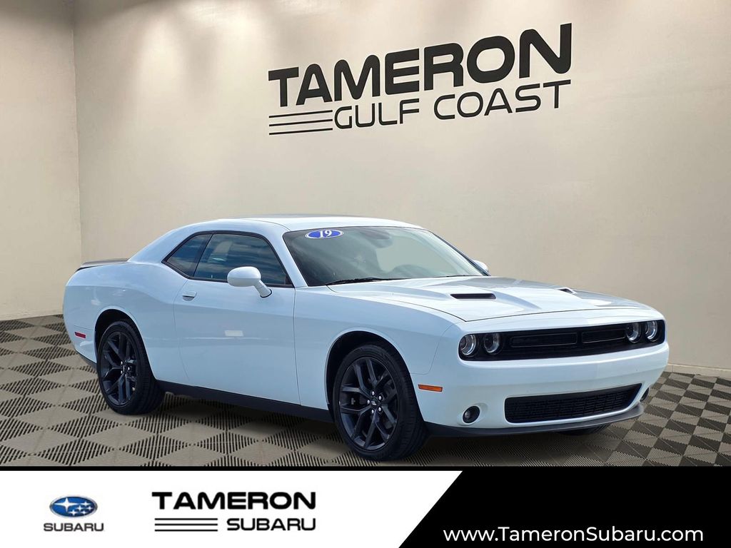 White Knuckle Clearcoat 2019 Dodge Challenger Coupe Rear-Wheel Drive 8-Speed Automatic