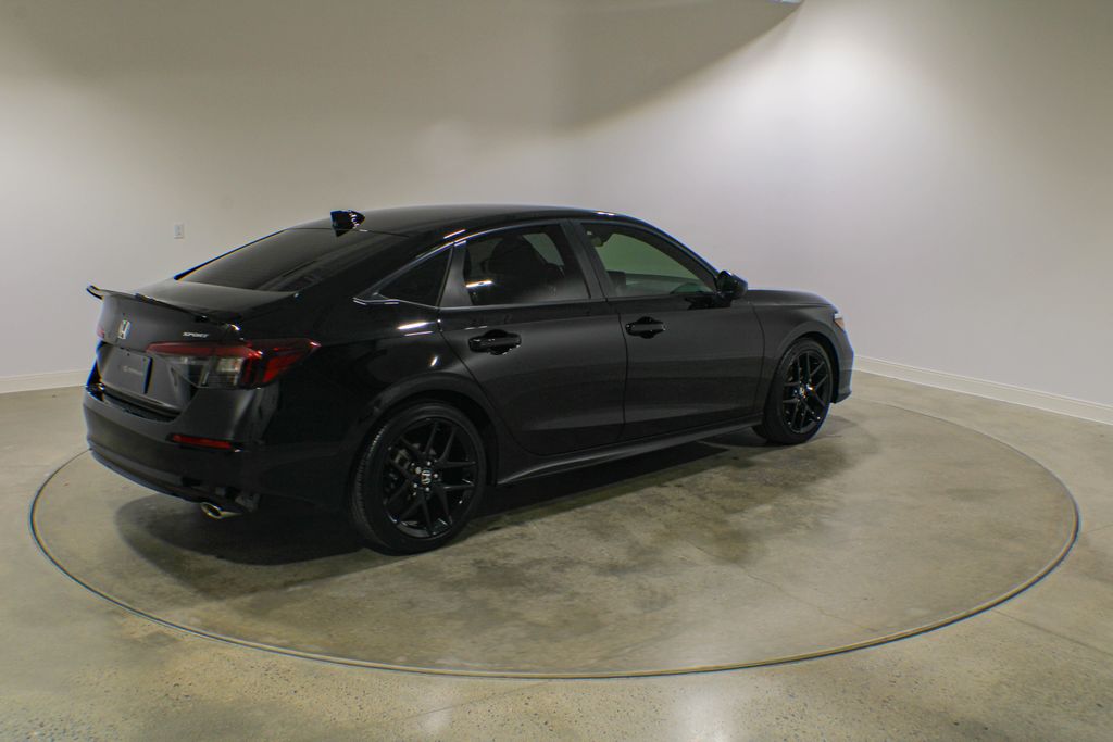 Used 2025  Honda Sport image 6