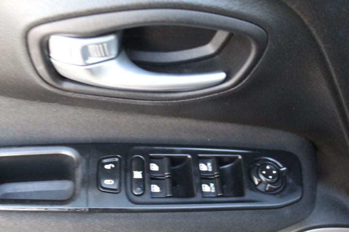 Used Car 2017 Jeep Renegade  Latitude For Sale Under $10,000 In Georgetown, Texas