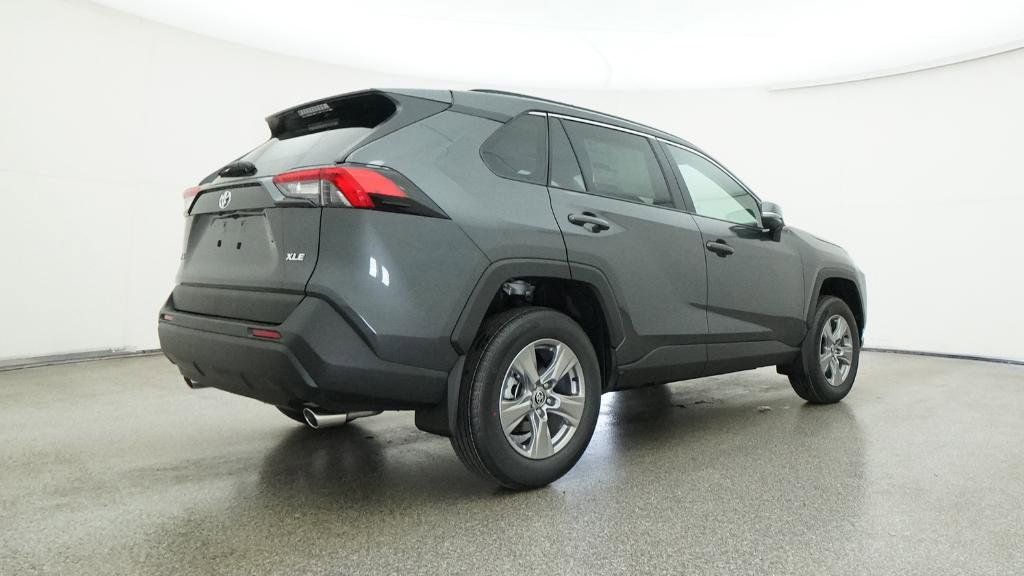 Thumbnail: 2025 Toyota RAV4 - 18