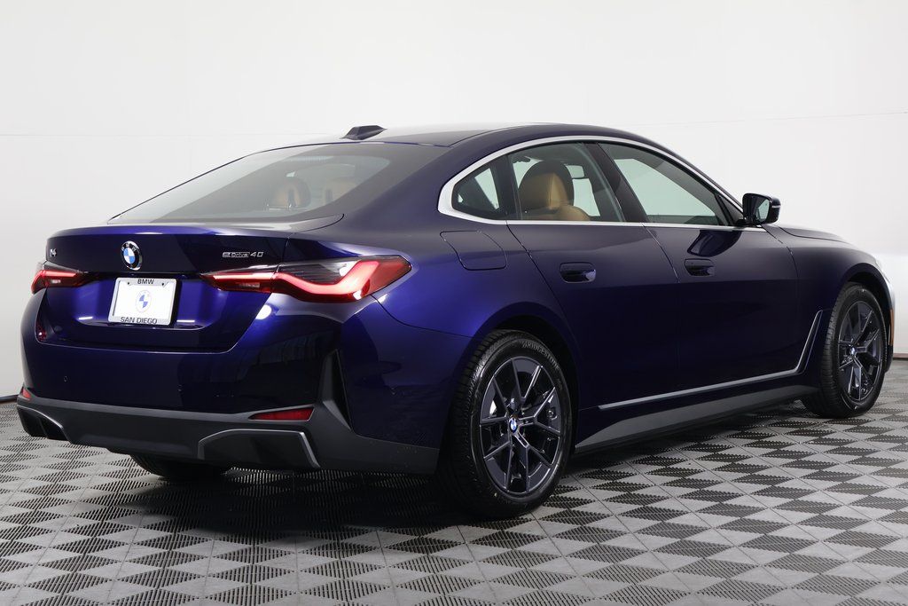 Thumbnail: 2026 BMW i4 - 2