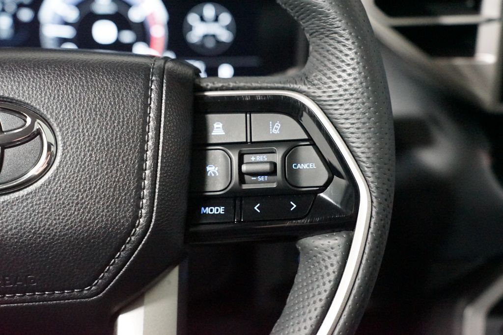 Thumbnail: 2024 Toyota Tundra - 14