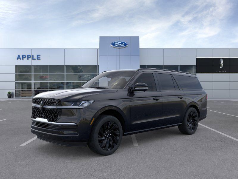 Infinite Black Metallic Clearcoat 2026 Lincoln Navigator SUV / Crossover Four-Wheel Drive Automatic