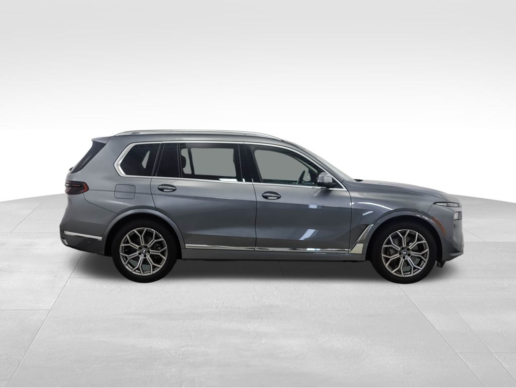 Thumbnail: 2024 BMW X7 - 6
