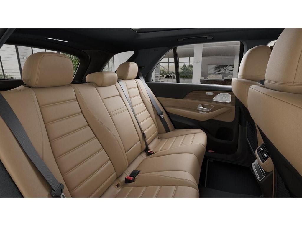 Thumbnail: 2026 Mercedes-Benz GLE - 5