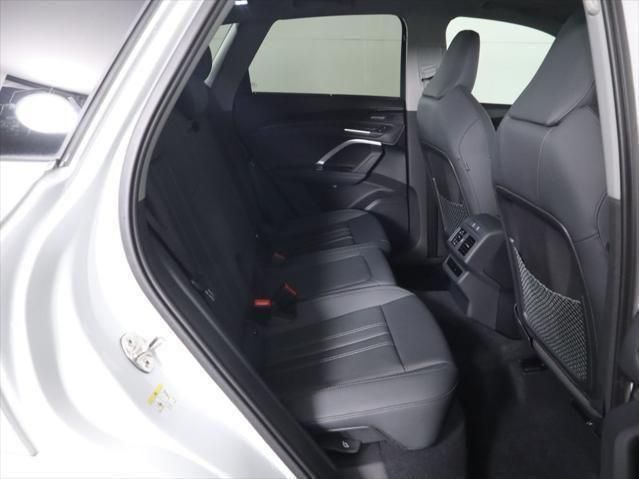 Thumbnail: 2025 Audi Q5 - 24