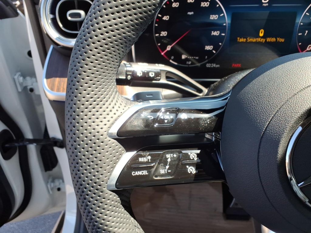 New 2026 White Mercedes-Benz GLC 300 image 20