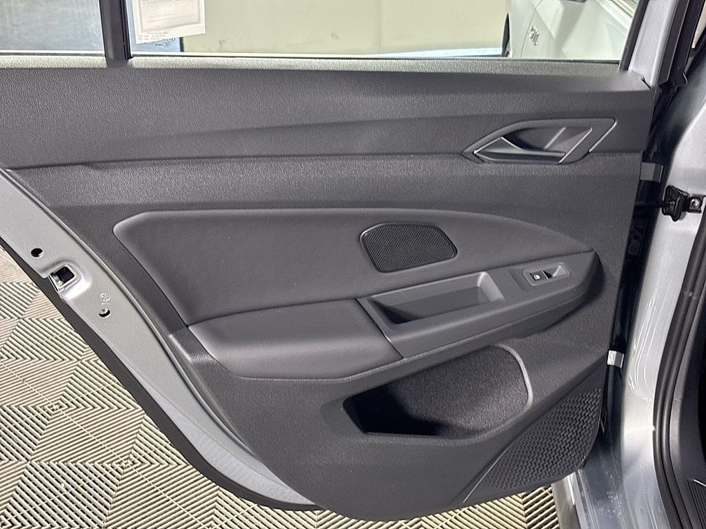 2025 Volkswagen Golf GTI 2.0T SE