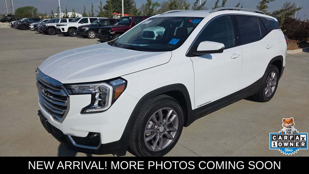 2024 GMC Terrain SLT