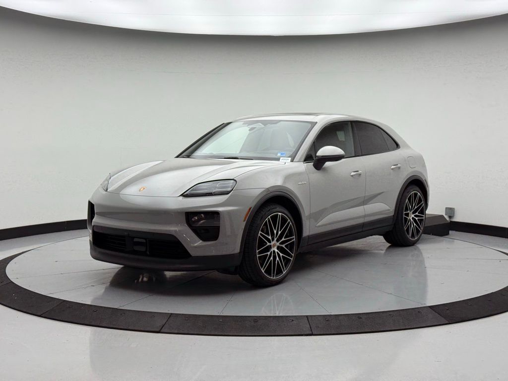 Thumbnail: 2026 Porsche Macan - 1