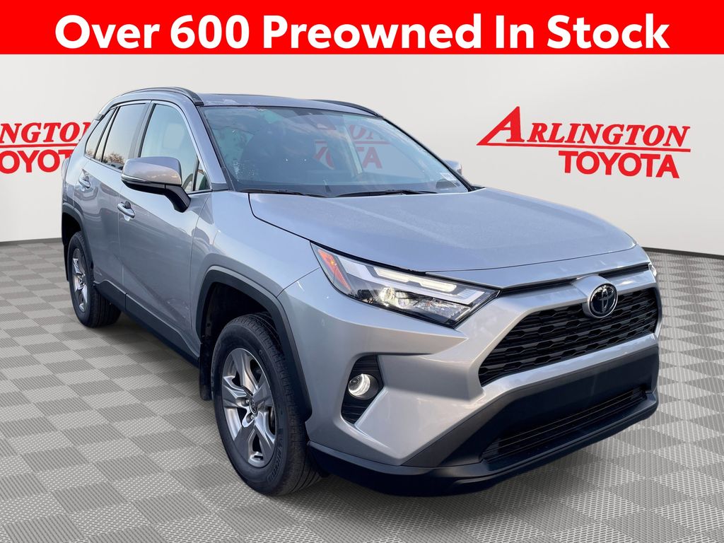 2024 Toyota RAV4 XLE