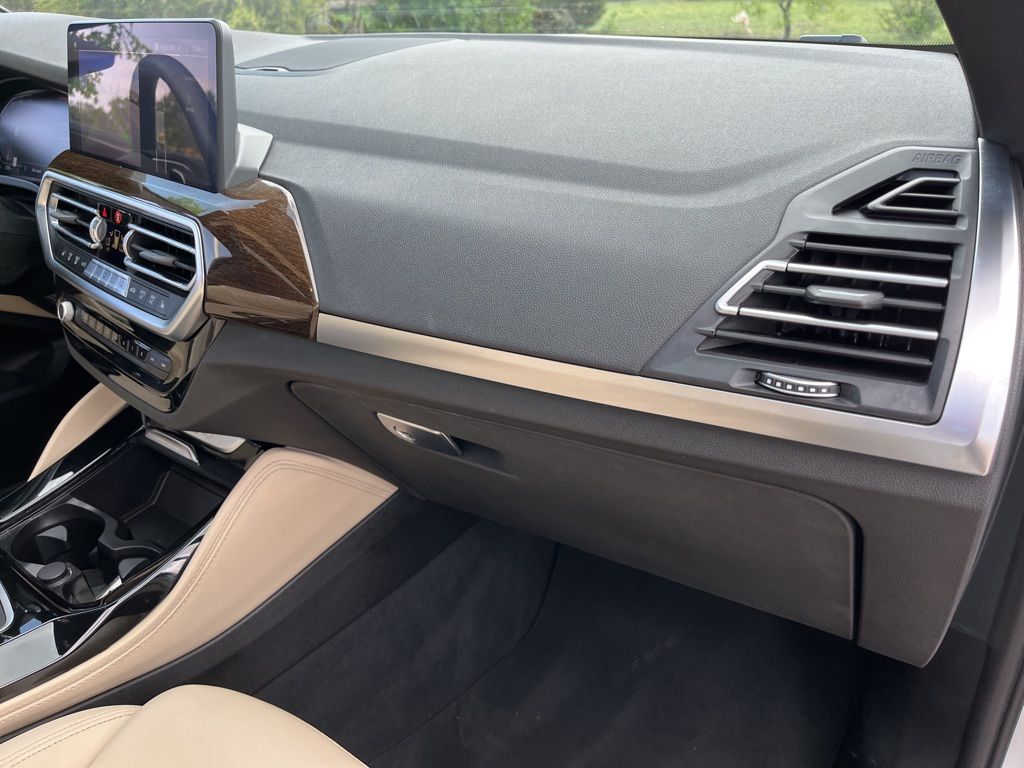 2023 BMW X4 xDrive30i 29