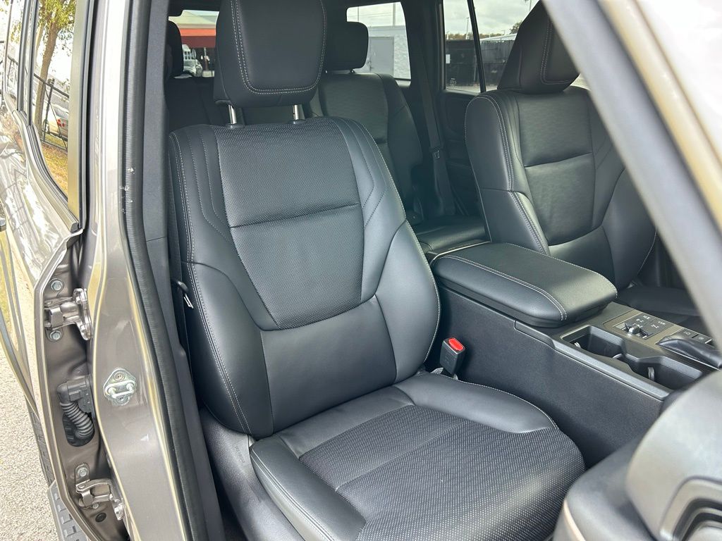 Thumbnail: 2025 Toyota Land Cruiser - 15