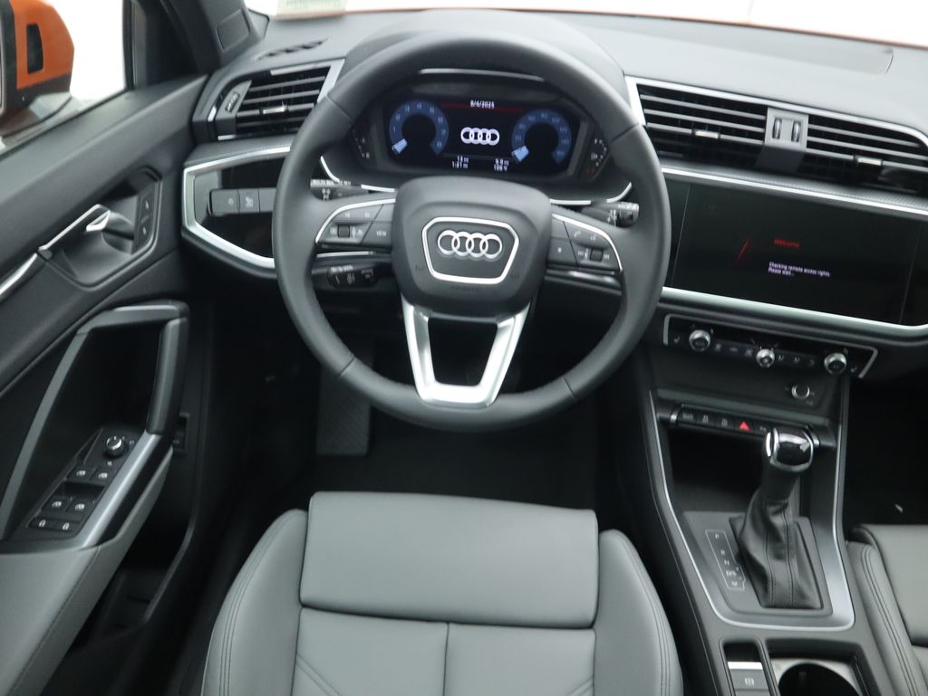 Thumbnail: 2025 Audi Q3 - 11