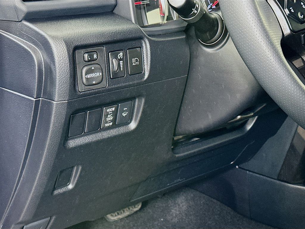 Thumbnail: 2024 Toyota 4Runner - 10