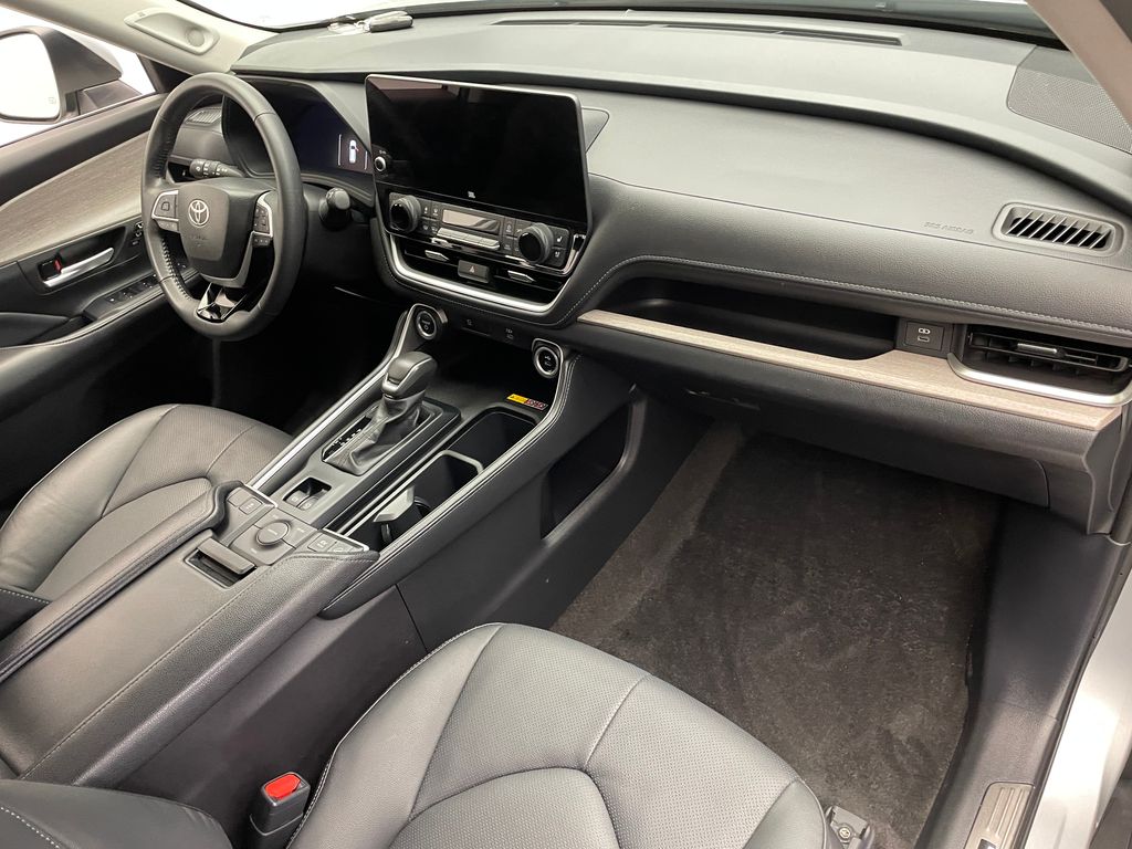 2024 Toyota Grand Highlander Limited 15