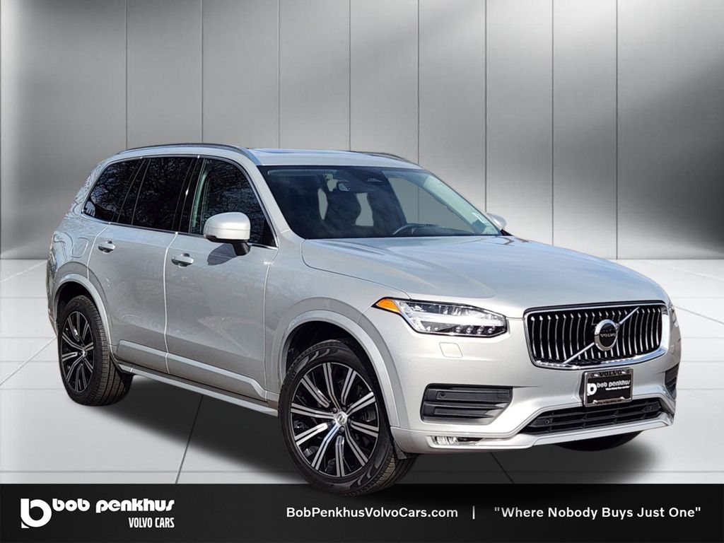 2023 Volvo XC90 B6 Core