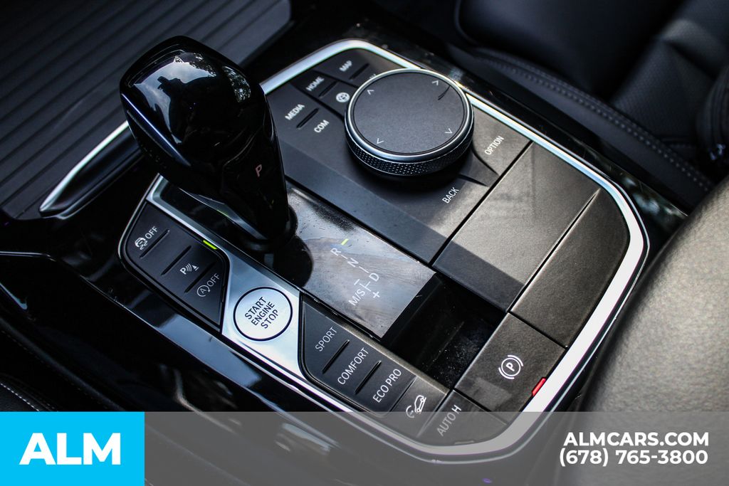 Used 2025 Black BMW xDrive30i image 38