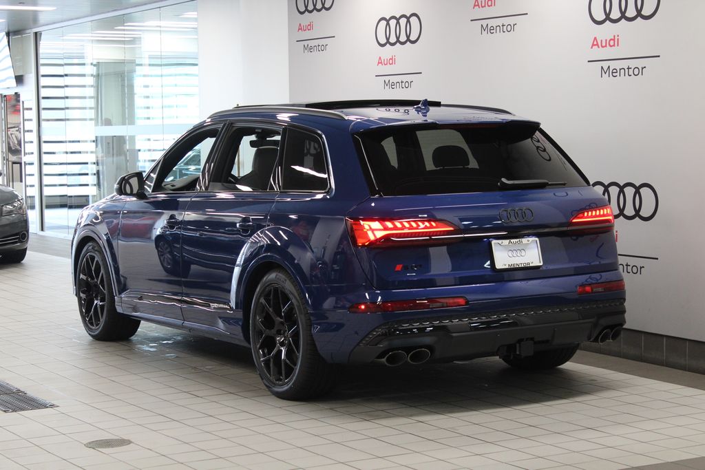 Thumbnail: 2026 Audi SQ7 - 4