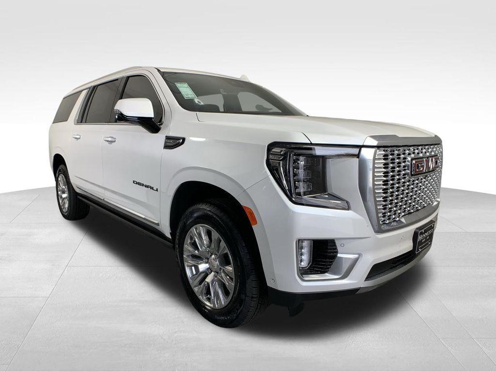 2024 GMC Yukon XL Denali 8